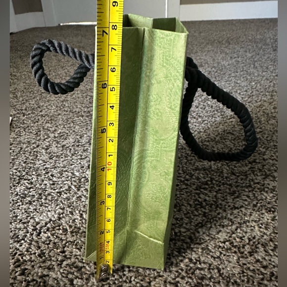 Brand New Mini Gucci Wallet Gift Bag - Picture 4 of 4